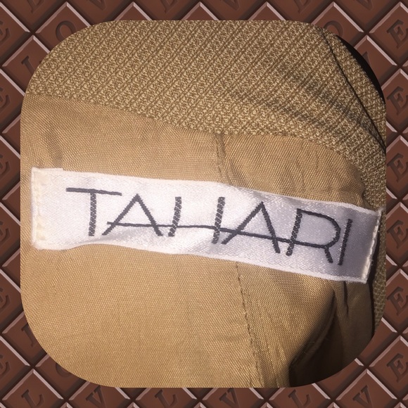 🧥🧣Tahari Blazer with lace up detailed front🧥🧣 - Picture 7 of 8